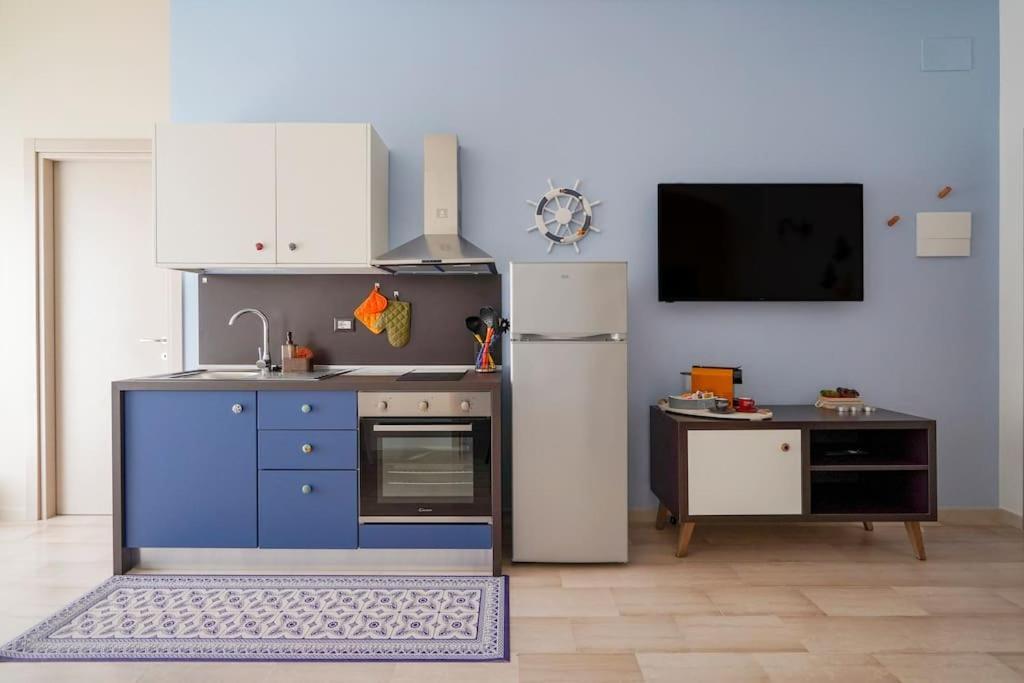 Mediterranea Apartment- Central Station - Free Wifi&Netflix Барі Екстер'єр фото